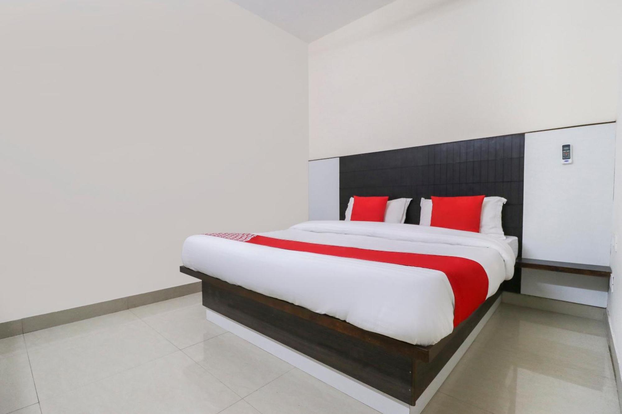 Landran Hotel O Red Ark מראה חיצוני תמונה