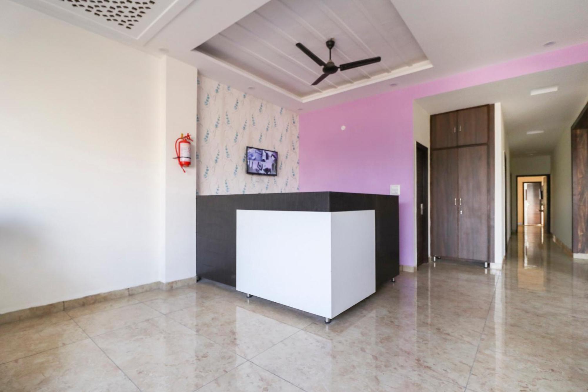 Landran Hotel O Red Ark מראה חיצוני תמונה