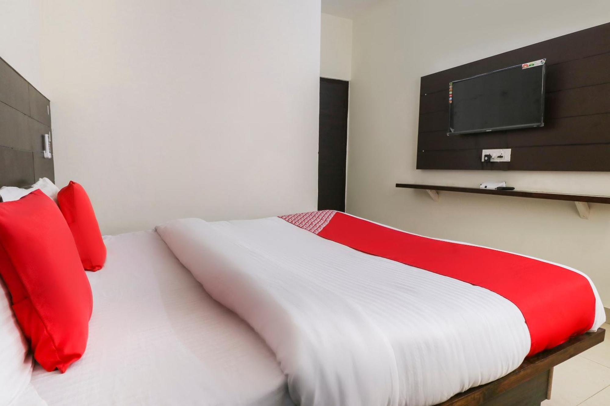 Landran Hotel O Red Ark מראה חיצוני תמונה