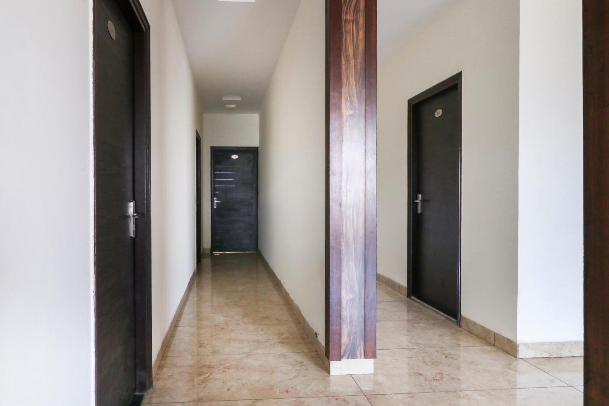 Landran Hotel O Red Ark מראה חיצוני תמונה