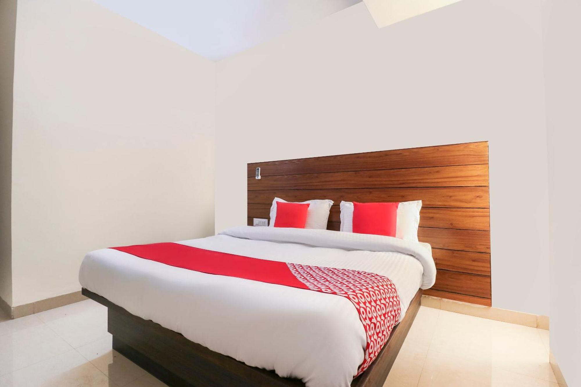 Landran Hotel O Red Ark מראה חיצוני תמונה
